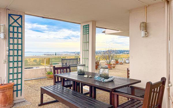 Appartement à vendre    5 pièces • 111,90 m2 Cagnes-sur-Mer