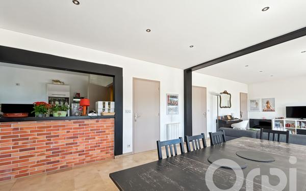 Maison à vendre    8 pièces •  Bollène