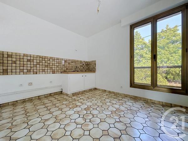 Appartement F2 à vendre  2 pièces - 51,60 m 2   ETAMPES  - 91