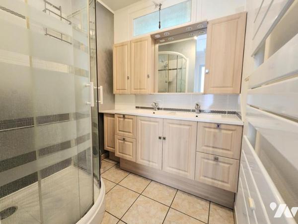 PIERRELATTE, VILLA PLAIN-PIED 108m². 