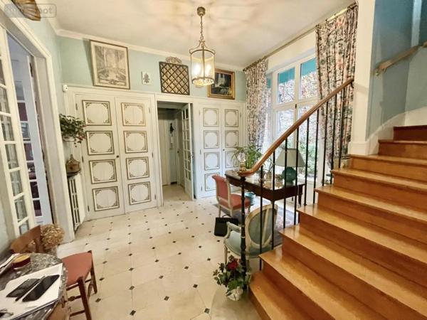 Achat - Maison Reims 51100 11 pièces 345 m 2 244 m 2