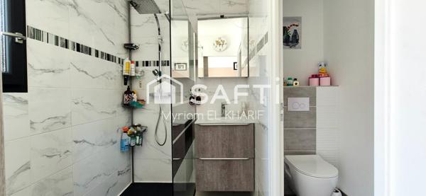 Contemporaine avec piscine – Cadre privilégié