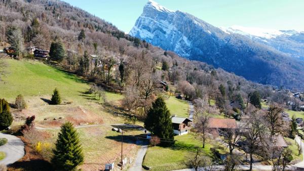 Haute Savoie (74), à vendre SAMOENS - Domaine skiable Grand Massif - Terrain à bâtir de 4'359 m²