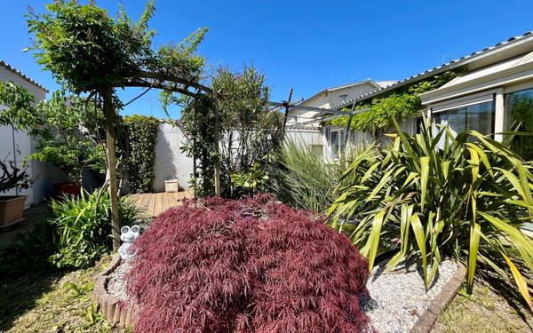 Maison à vendre    4 pièces •  Mauzé-sur-le-Mignon