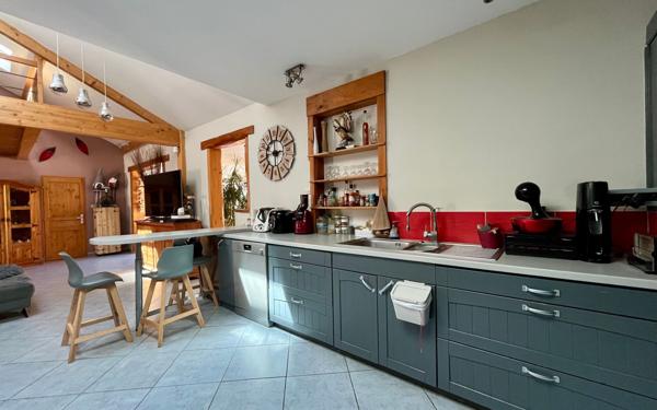 Maison à vendre    4 pièces •  Mauzé-sur-le-Mignon