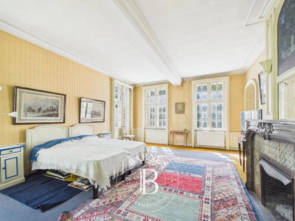 Loos, Château 3 Chambres -  221 m² à vendre