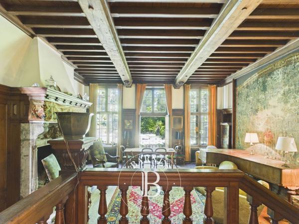 Loos, Château 3 Chambres -  221 m² à vendre