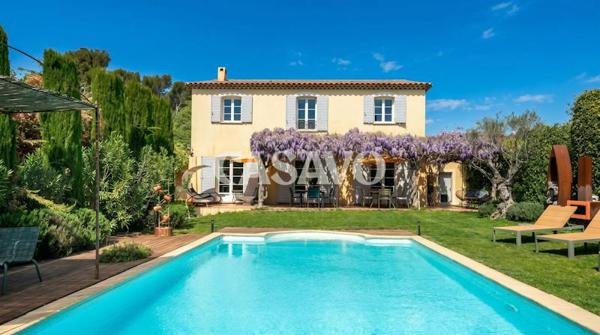 Vente Maison 8 pièces de 211m² - 13320 Bouc-Bel-Air