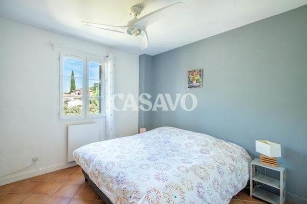Vente Maison 8 pièces de 211m² - 13320 Bouc-Bel-Air