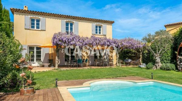 Vente Maison 8 pièces de 211m² - 13320 Bouc-Bel-Air