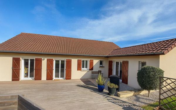 Maison à vendre    5 pièces •  Morestel