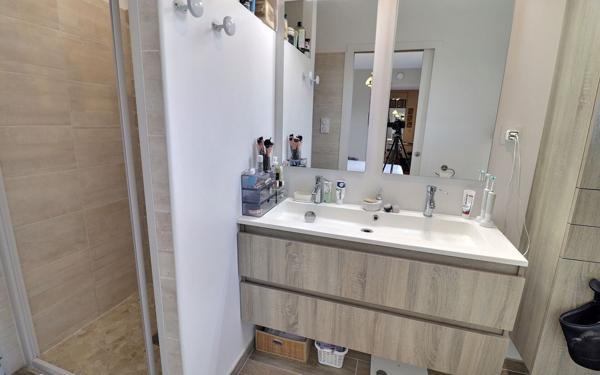 Maison à vendre    5 pièces •  Morestel