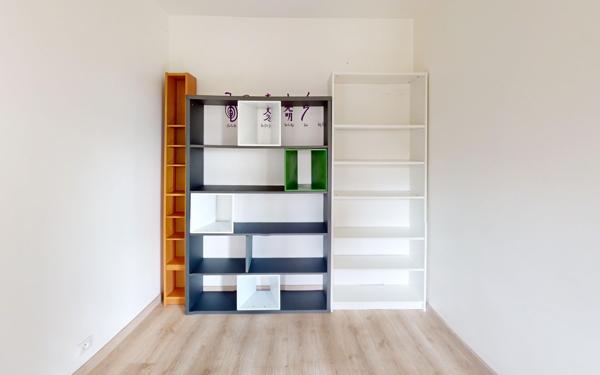 Appartement à louer    4 pièces • 71,68 m2 Vaulx-en-Velin