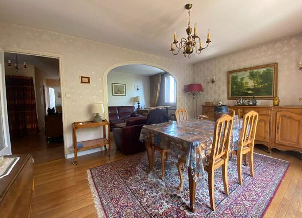 Appartement à vendre    3 pièces • 84,42 m2 Grenoble