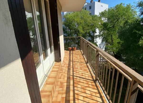 Appartement à vendre    3 pièces • 84,42 m2 Grenoble