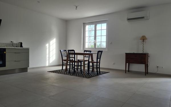 Appartement à vendre    3 pièces • 89,87 m2 Vaux-sur-Mer