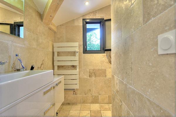 Appartement Aix-les-Bains 4 pièce(s) 106 m2 avec terrasse, garage double et places de parking