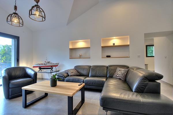 Appartement Aix-les-Bains 4 pièce(s) 106 m2 avec terrasse, garage double et places de parking