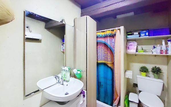 Maison à vendre    2 pièces •  Codognan