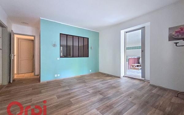 Maison à vendre    5 pièces •  Lansargues