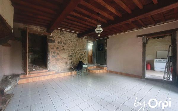 Maison à vendre    3 pièces • 81,85 m2 Saint-Georges-de-Mons