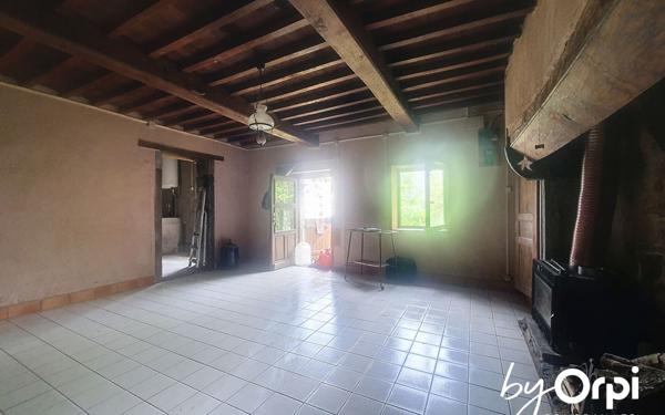 Maison à vendre    3 pièces • 81,85 m2 Saint-Georges-de-Mons