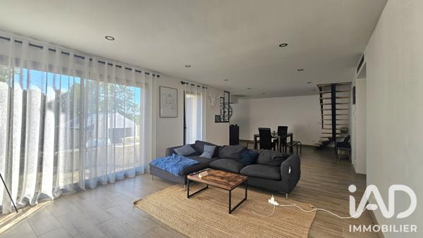 Maison à vendre 7 pièces 146 m² Varennes-Jarcy