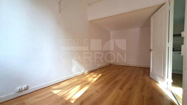 APPARTEMENT T2 A VENDRE - LYON 4EME ARRONDISSEMENT - 27 m 2 - 139 000 €