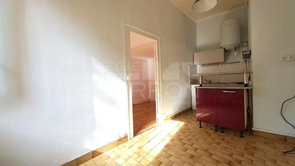 APPARTEMENT T2 A VENDRE - LYON 4EME ARRONDISSEMENT - 27 m 2 - 139 000 €