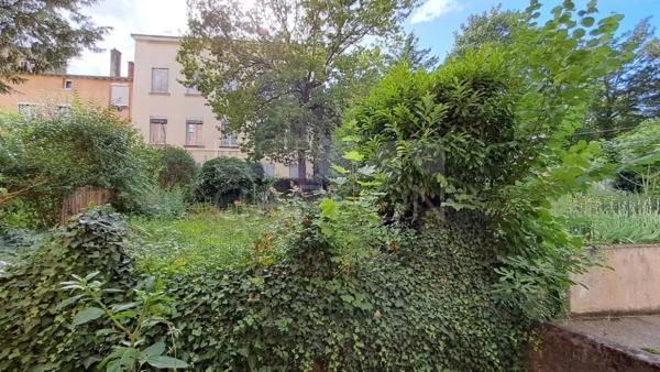 APPARTEMENT T2 A VENDRE - LYON 4EME ARRONDISSEMENT - 27 m 2 - 139 000 €
