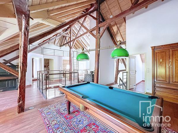 MAISON CHEZERY FORENS  270 m2