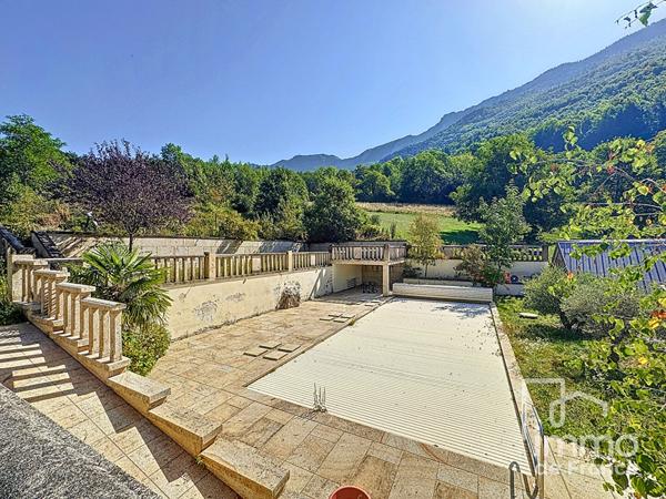 MAISON CHEZERY FORENS  270 m2