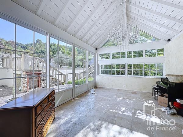 MAISON CHEZERY FORENS  270 m2