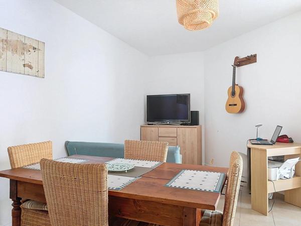 Petite pépite à deux pas du centre d' Embrun!!! Rare sur le secteur!!