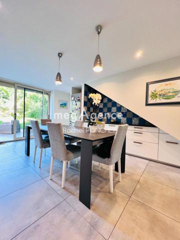 Maison à VERNON, 27200 - 8 pièces 237m²