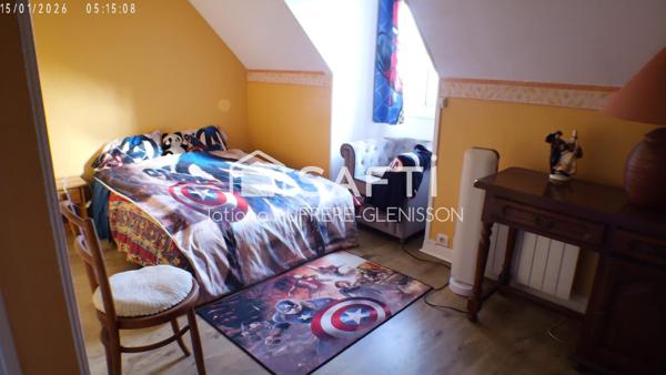 Maison de 8 pièces sur sous sol