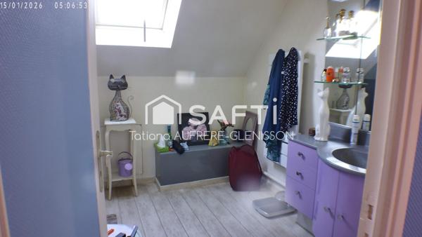 Maison de 8 pièces sur sous sol