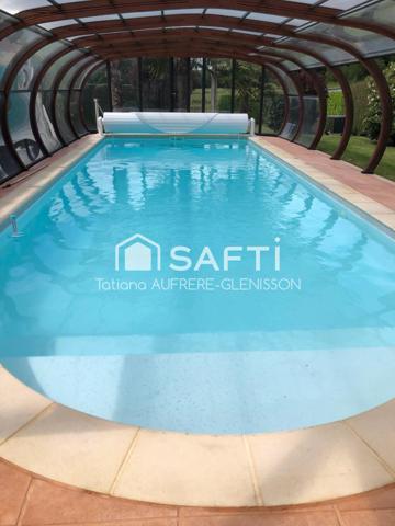 Maison de 8 pièces sur sous sol