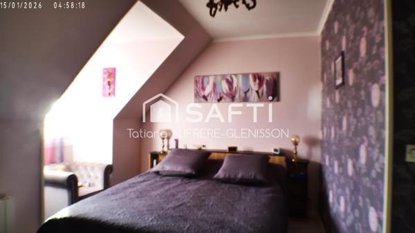 Maison de 8 pièces sur sous sol