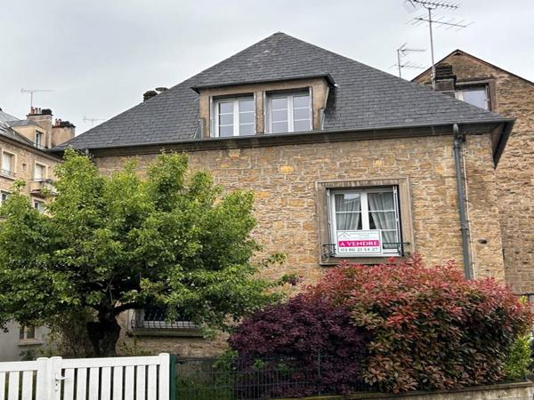 EN VENTE - NEVERS - Maison de ville 4 chambres terrain garage