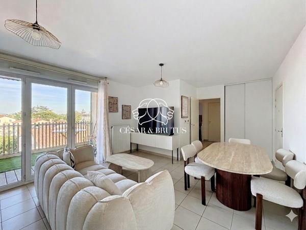 T3 VENISSIEUX BALCON + GARAGE