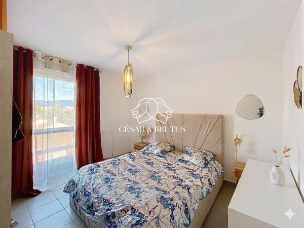 T3 VENISSIEUX BALCON + GARAGE