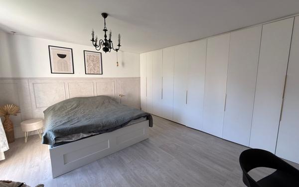 Maison à vendre    5 pièces • 180 m2 Vienne