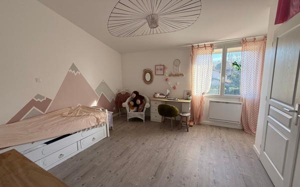 Maison à vendre    5 pièces • 180 m2 Vienne