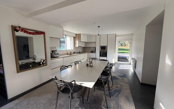 Maison à vendre    5 pièces • 180 m2 Vienne