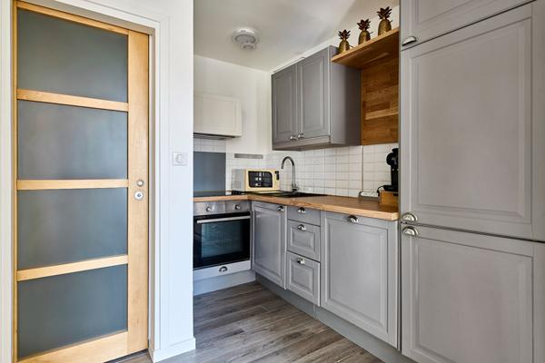 STUDIO A LOUER-32 m² -SAINT MAURICE