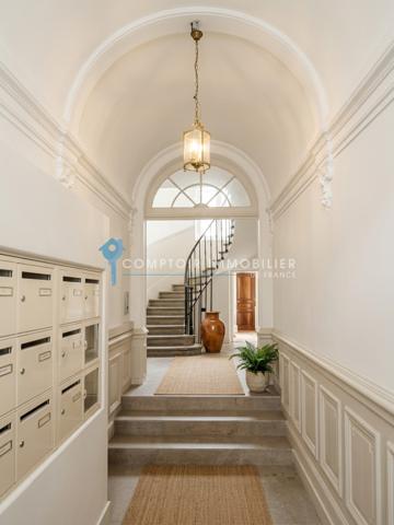 Appartement
                                                                                                                                                                                                                                                                                                                        4 pièce(s)                                                                                                                                                                                                          3 chambre(s)                                                                                                                                                                                                          85  m²