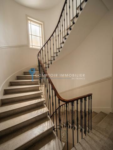 Appartement
                                                                                                                                                                                                                                                                                                                        4 pièce(s)                                                                                                                                                                                                          3 chambre(s)                                                                                                                                                                                                          85  m²