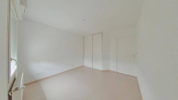 F3 SORBIERS AVEC TERRASSE PARKING ET GARAGE