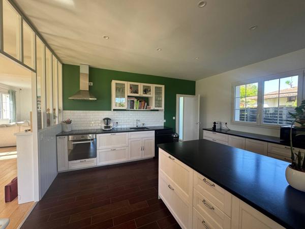 Maison 6 pièces 158m² à vendre à Montagnat 01250